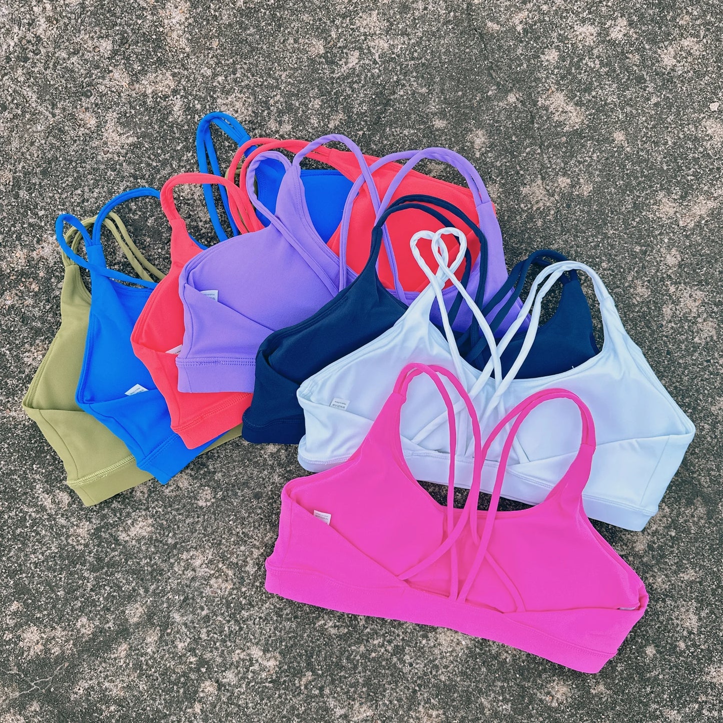 Solid Color Soft High Strength Women Cross Fitness Bra With Chest Pad