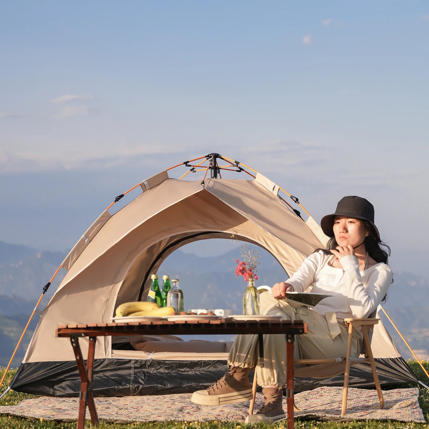 2 To 4 Person Windproof Camping Tent Easy Setup Lightweight Outdoor Family Tent